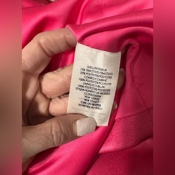 ALICE + OLIVIA Shan Cropped Satin Blazer - Picture 7 of 8